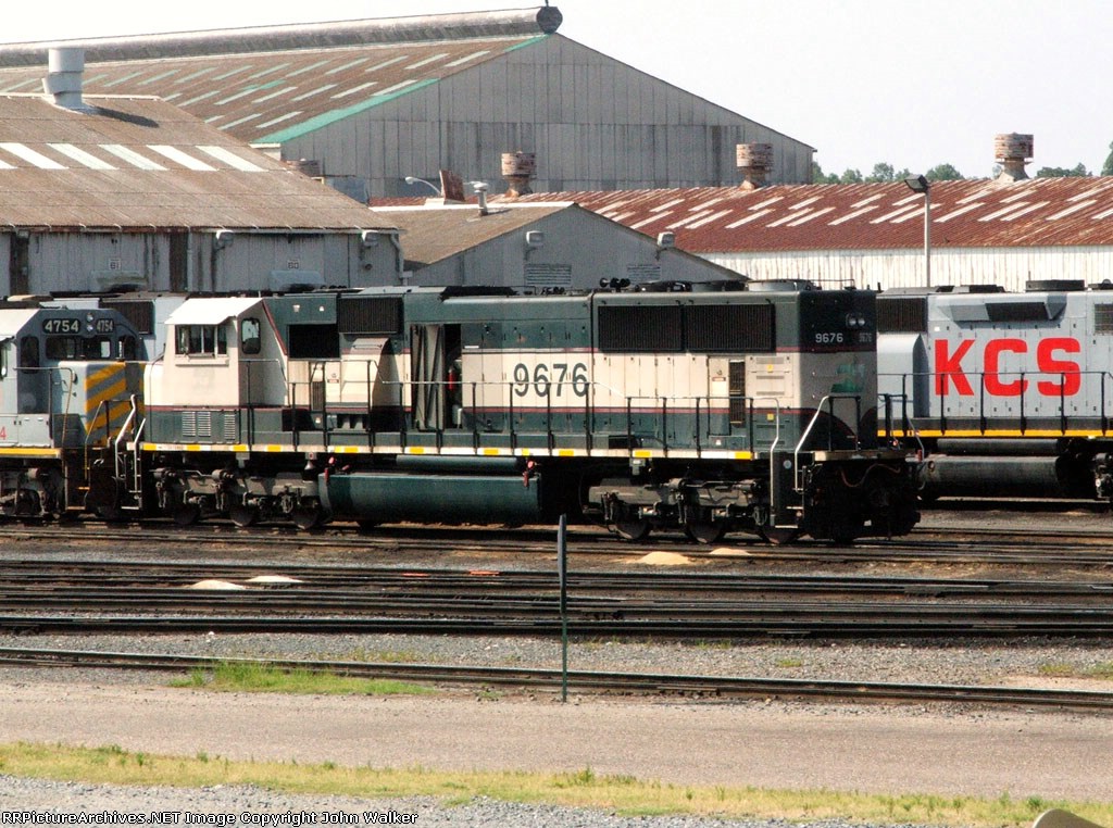 BNSF 9676 in Deramus Yard